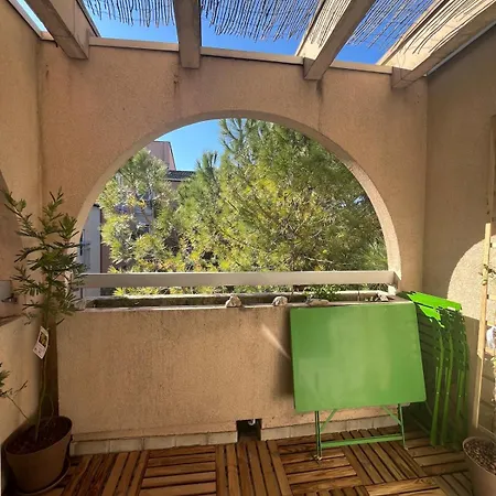 Apartment Appt Lumineux, Terrasse Parking Prive